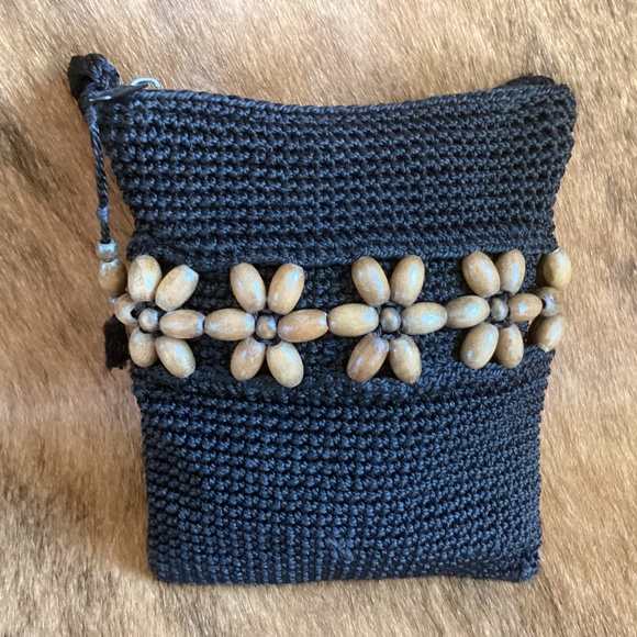 Emanuel Geraldo Black Crochet Wood Bead Boho Handbag - Picture 4 of 8